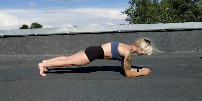 Simple Yoga Exercises: Staff Pose