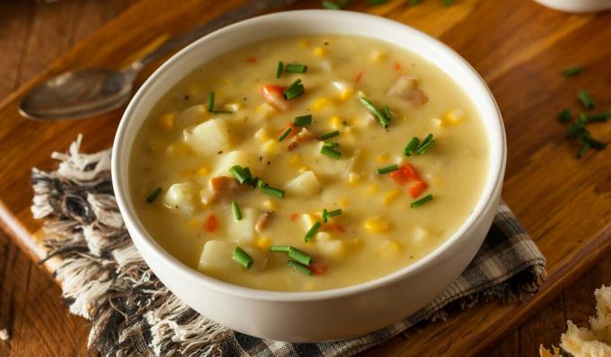 Mexican Cheese Soup with Tomatoes and Corn