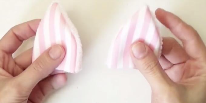 How to make a stuffed animal: sew and twist the ears