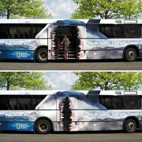 advertising on buses