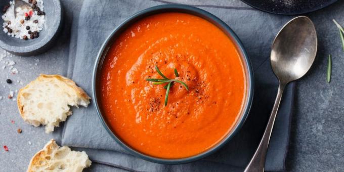 Maghreb tomato soup with ginger and honey
