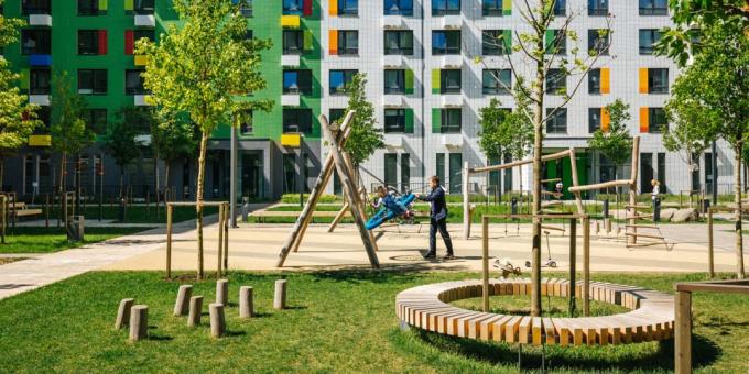 Playgrounds and other environmental elements: Courtyard Park instead yard parking