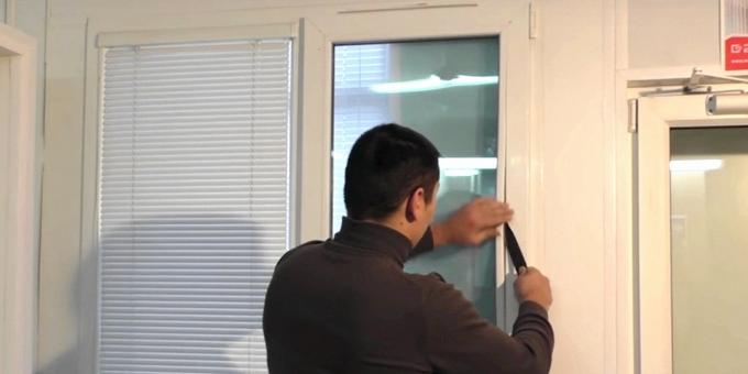 How to adjust the plastic window glazing beads shooting