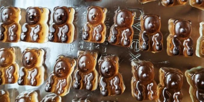 Coffee gummi bears