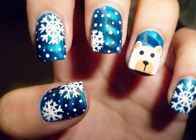 Make a New Year's manicure: Christmas and New Year paraphernalia characters