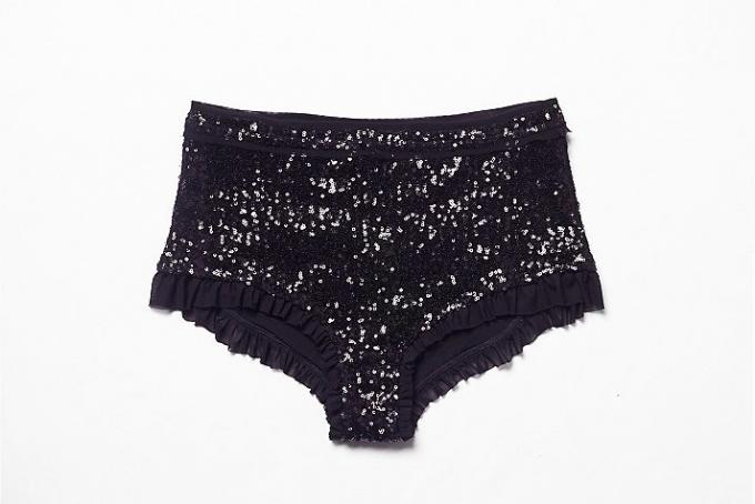 Gifts for the March 8: panties with sequins