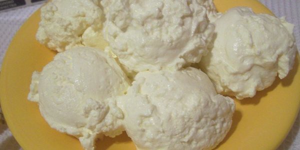 Ricotta from milk, cream and sour cream