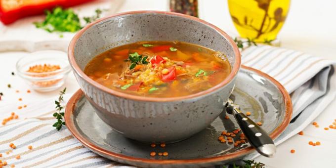 Lentil soup with beef