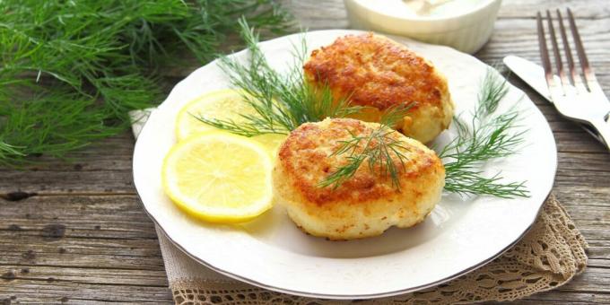 Pike cutlets with potatoes