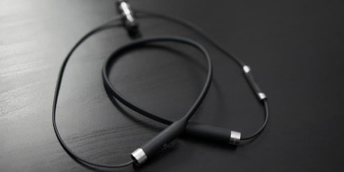 Wireless headphones: Bow