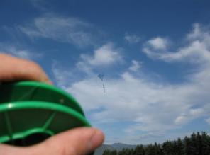 How to build a kite out of scrap materials