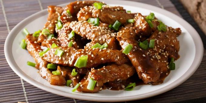 Dinner in 10 minutes. Fried beef in honey sauce