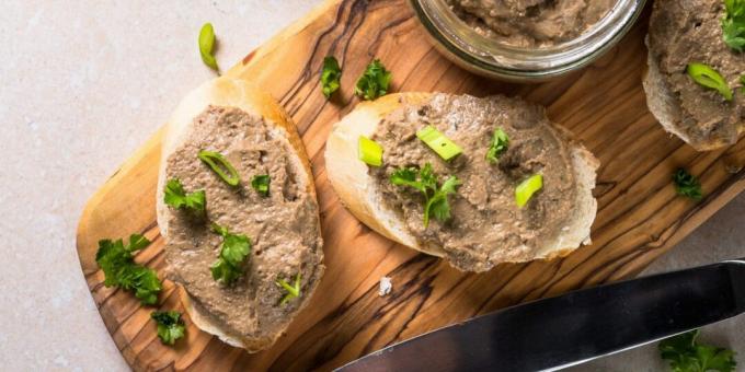 Beef liver pate with cream cheese