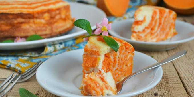 Cottage cheese casserole with pumpkin