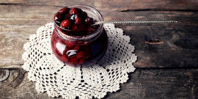 Jam of cherries with pits, apple juice and cinnamon