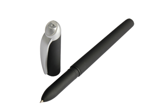 Pen with disappearing ink