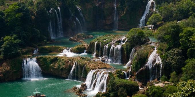Asian territory knowingly attracts tourists: ban gioc-detian falls waterfall, Vietnam, China