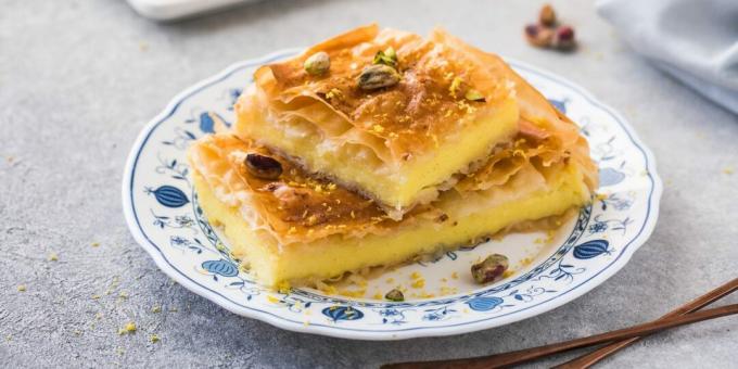 Bougatsa - sweet Greek pie