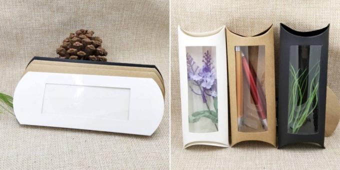 Gift Packaging: box with transparent insert