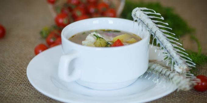 Recipe soup with pike perch with tomatoes