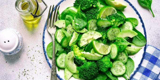 Salad with cucumbers and broccoli
