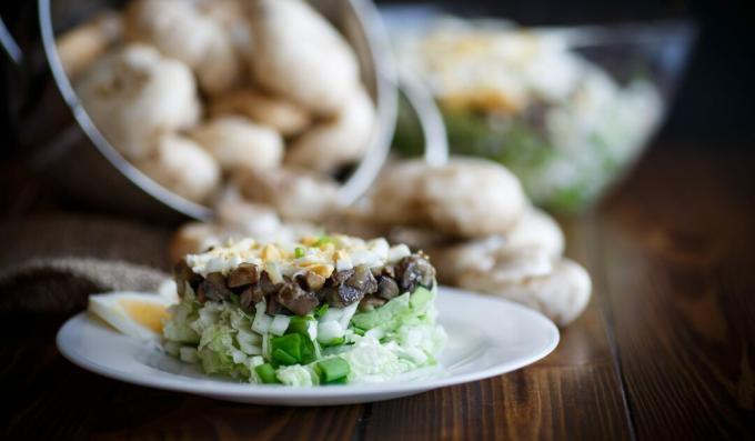 Salad with fried mushrooms and Chinese cabbage