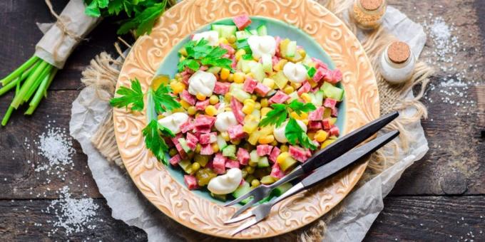 Salad with sausage, cucumbers and peas in 10 minutes