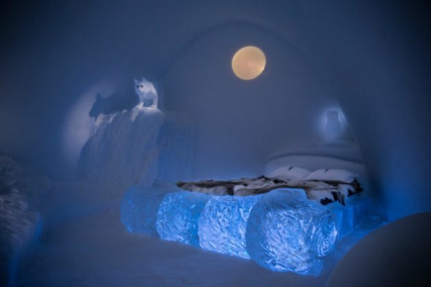 An unforgettable holiday in the Swedish hotel Icehotel