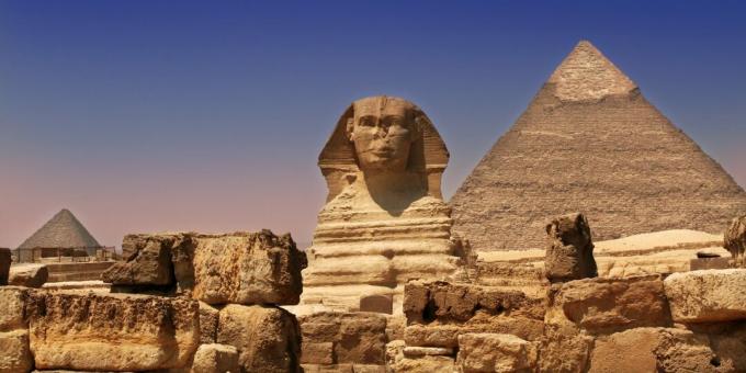 Historical myths: the pyramids were built by slaves