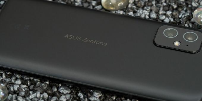 Review of Asus Zenfone 8 - a full-fledged flagship in a compact body