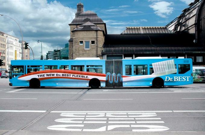 advertising on buses