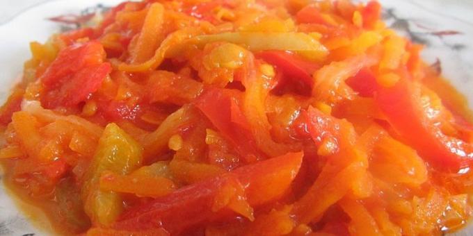 Recipes lecho: Lecho with carrots and onions
