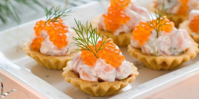 Tartlets with red fish and caviar