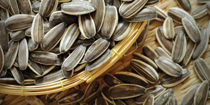What foods contain fiber: fried seeds