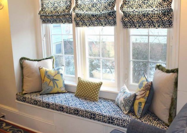Small bedroom: use the window sill