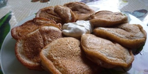 Pancakes with dried fruits