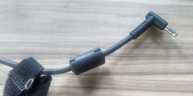 If you do not charge a laptop with Windows, macOS or Linux, you check the power cord