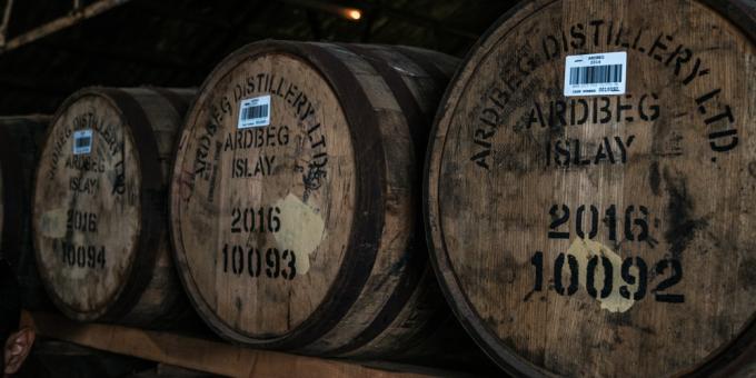 Peaty whiskey barrels