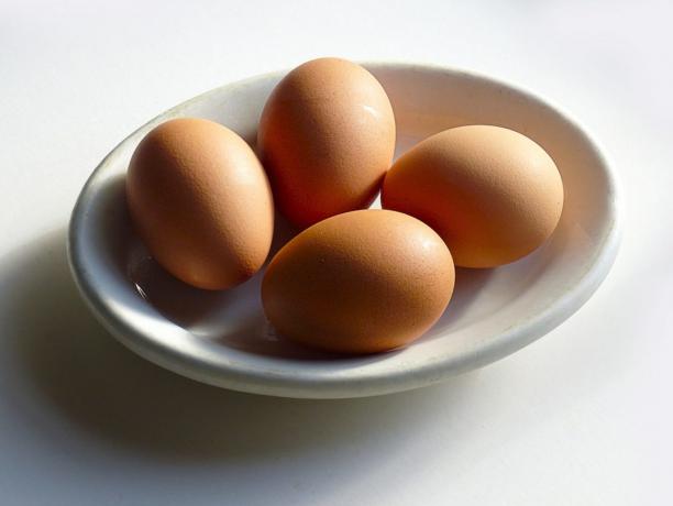Sources of protein: eggs