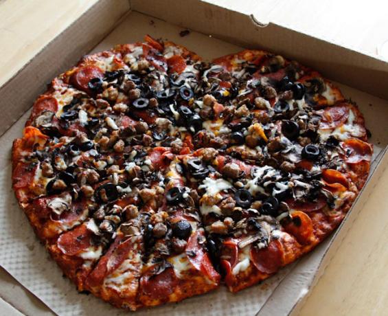 Gifts for Valentine's Day: Pizza