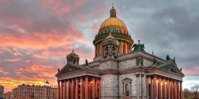 Where to rest in November: St. Petersburg, Russia