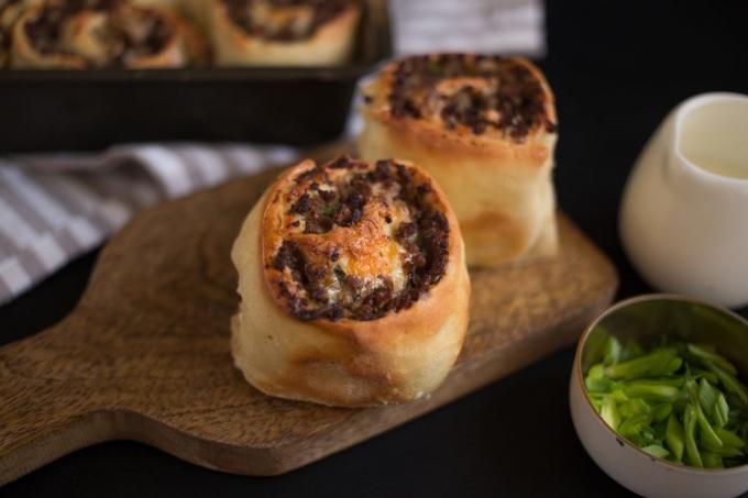 buns with beef: baked buns