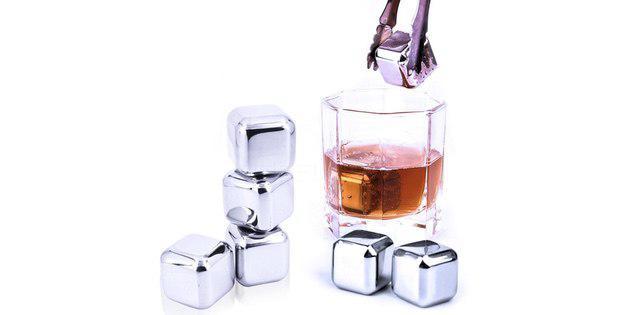 Cubes for drinks