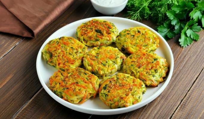 Zucchini pancakes with carrots and garlic