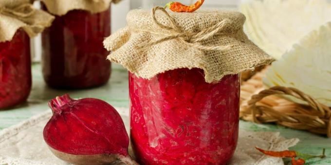 Salad of beets and cabbage for the winter