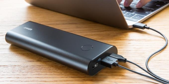 Top pauerbanki 2018: ANKER PowerCore + 20100