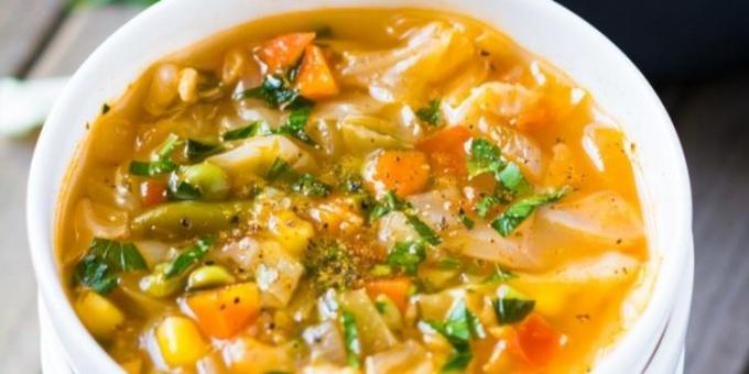 Recipes with cabbage: Light soup with cabbage and mix vegetables