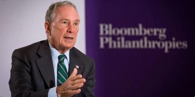 Prominent businessmen: Michael Bloomberg, Bloomberg