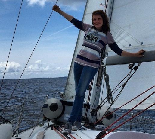 Anna Kondratiev ( "Republic cats") is engaged in yachting