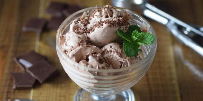 Chocolate ice cream with condensed milk